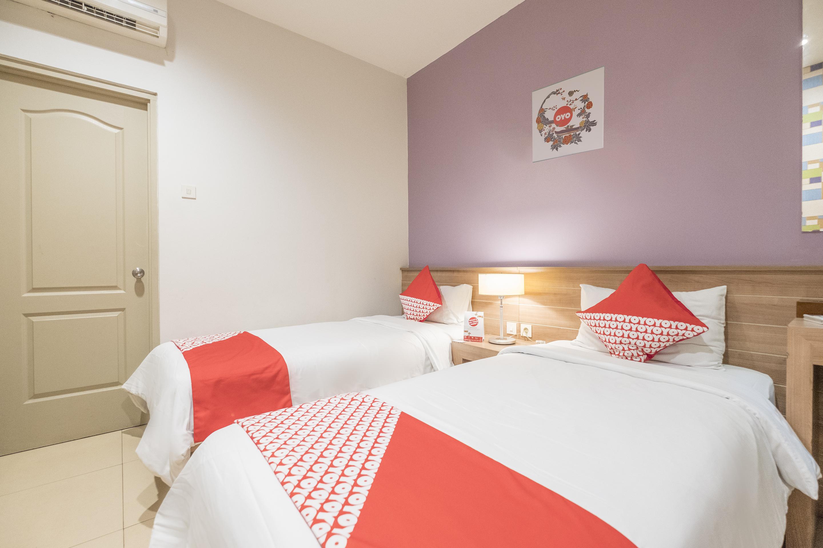แอสวิน โฮเทล แอนด์ สปา มาคัสซาร์ Hotel มากาซาร์ ภายนอก รูปภาพ