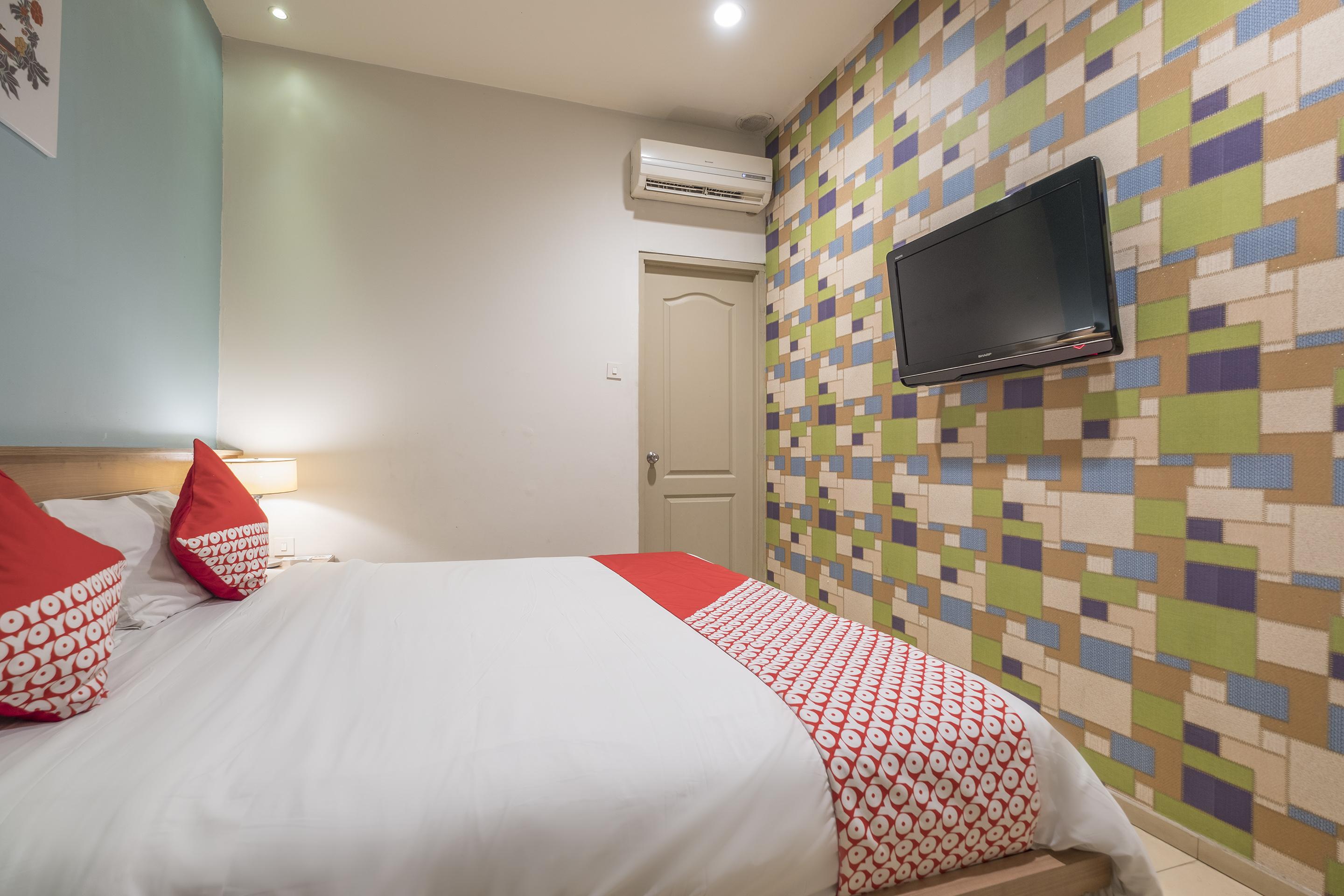 แอสวิน โฮเทล แอนด์ สปา มาคัสซาร์ Hotel มากาซาร์ ภายนอก รูปภาพ